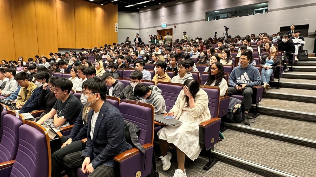 香港大學舉辦AI求職講座全場爆滿 僱主向大學生獻計 如何增加求職成功機會